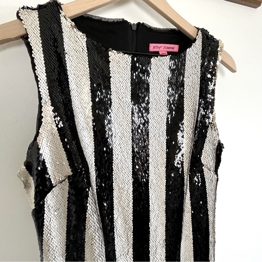 Betsey Johnson Black & Ivory Striped Sequin Ruffle Hem Mini Dress. Size 2. #630 - Picture 5 of 9